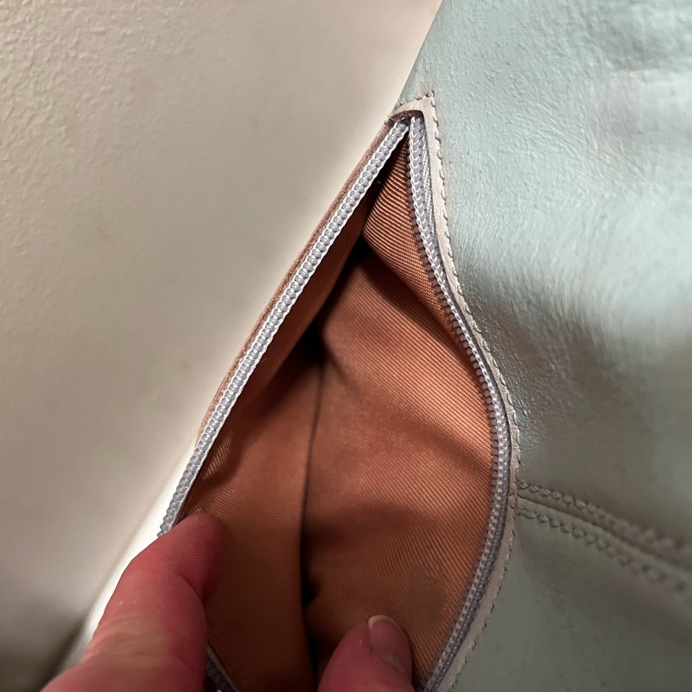 The Sak Leather Shoulder Bag - Picture 7 of 16